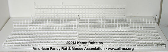 Various sizes wire shelves for rats